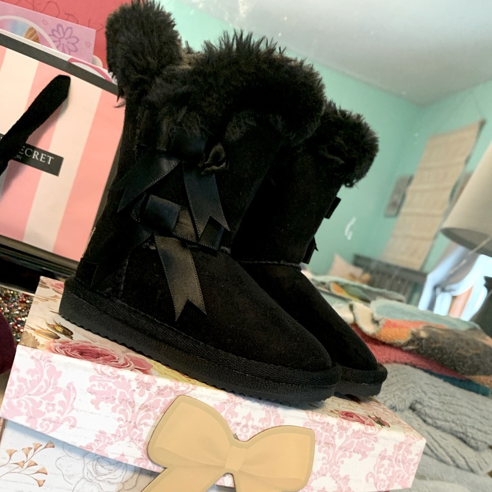 Brand new- Après black boots toddler size 6